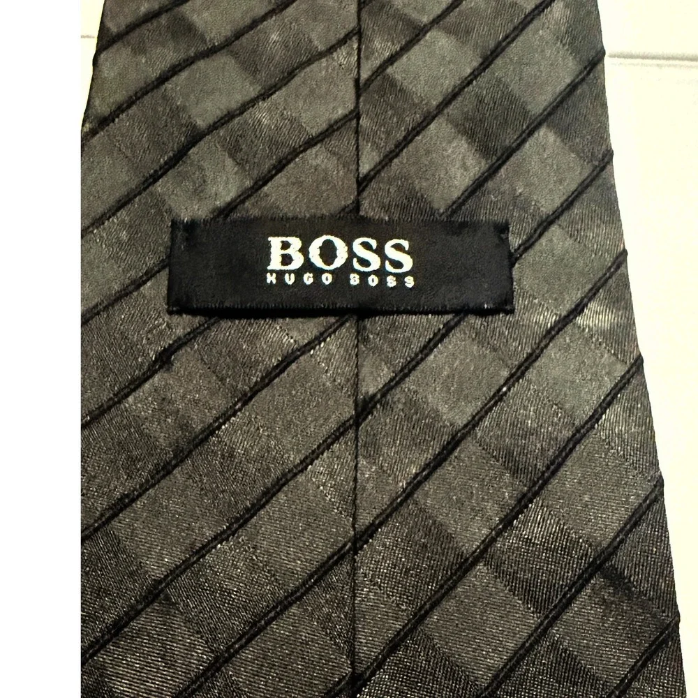 Hugo Boss Necktie Black Silk Cotton Textured Diagonal Grid Basketweave Tie